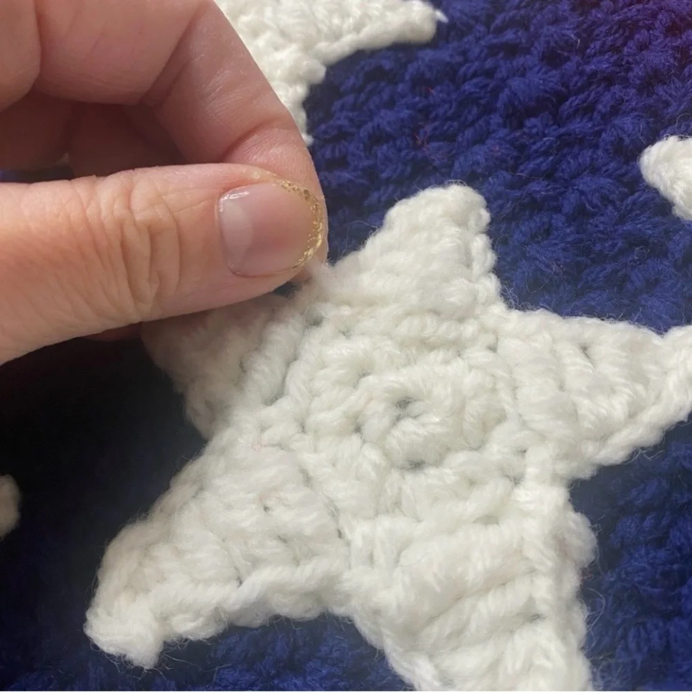 Vintage Handmade Red White Blue Yarn American Flag Crochet Afghan 69